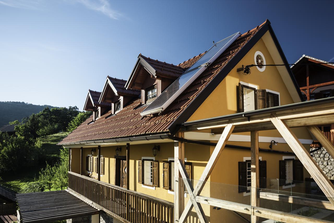 Guest House Kalska Domacija Semic Exterior foto